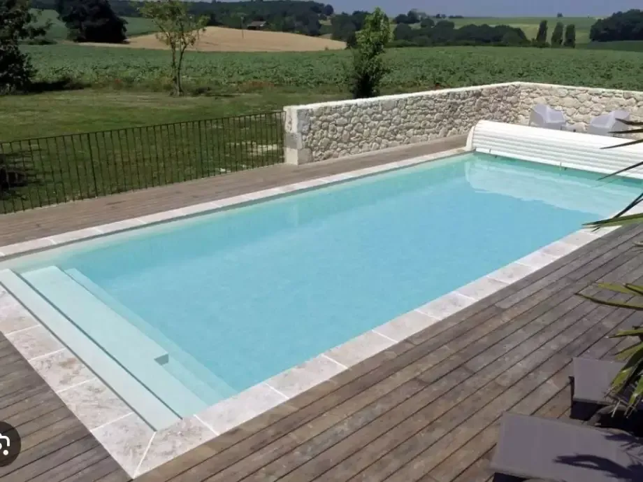 Sécurité piscine à Villemolaque